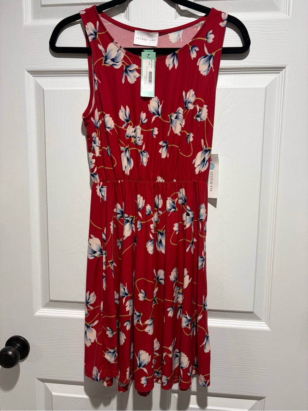 NWT French Grey Floral Dress – Size Small Stitch Fix
